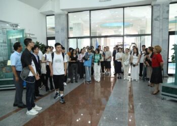 ҚАЗҰУ-ДА ҚЫТАЙЛЫҚ СТУДЕНТТЕРГЕ АРНАЛҒАН ЖАЗҒЫ ЛАГЕРЬ ӨТУДЕ