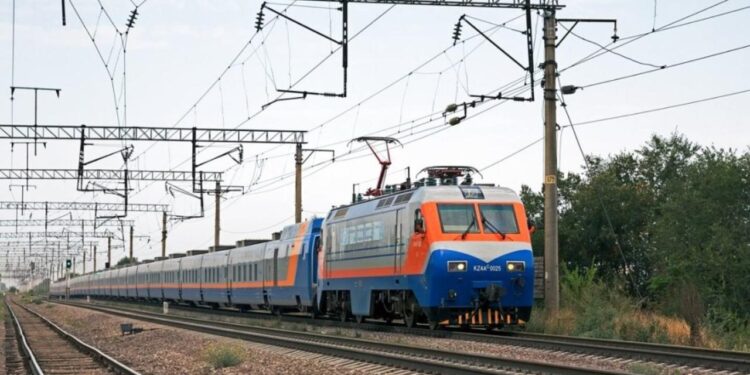 Оқу жылы қарсаңында студенттерді тасымалдауға арналған қосымша вагондар іске қосылады