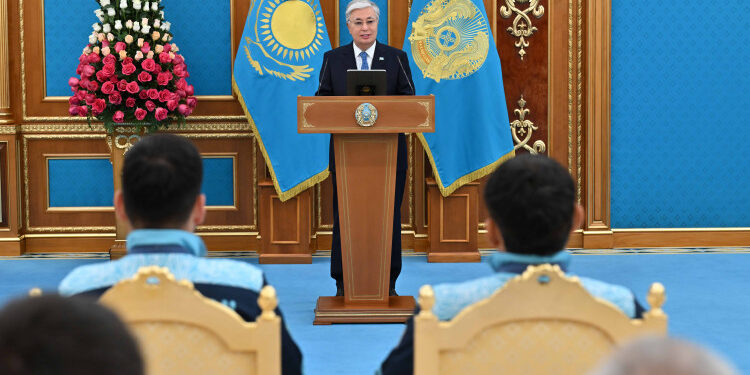 Мемлекет басшысы ХХХІІІ жазғы Олимпиада ойындарының жүлдегерлерімен кездесті