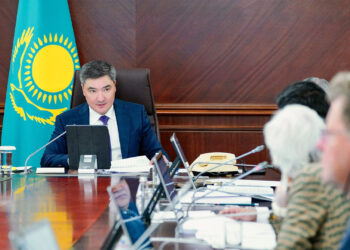 Олжас Бектенов отандық тауар өндірушілерді қолдау бойынша «Бәйтерек» холдингі құралдарының тиімділігін арттыруды тапсырды