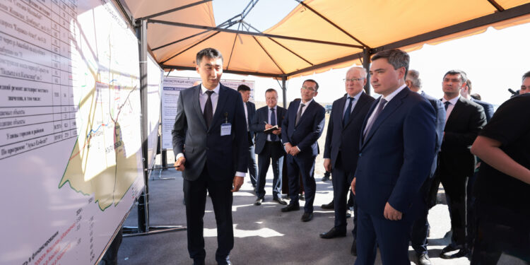Олжас Бектенов Президенттің «Жезқазған – Қызылорда» автожолын реконструкциялау жөніндегі тапсырмасының орындалуын тексерді
