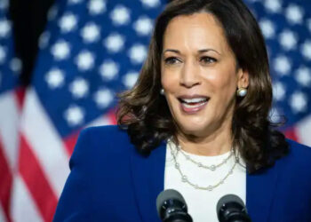 Камала Харрис ресми түрде АҚШ президенттігіне кандидат болды