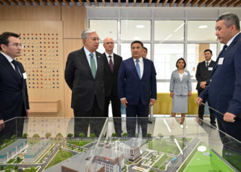 Қасым-Жомарт Тоқаев Қосшы қаласының даму жоспарымен танысты