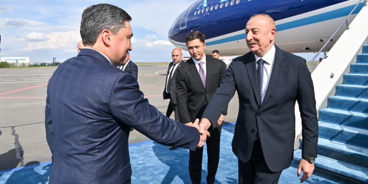 Ильхам Әлиев Орталық Азия мемлекеттері басшыларының VI консультативтік кездесуіне қатысу үшін Астанаға келді