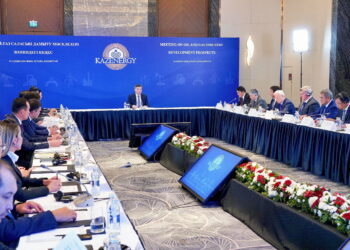 Олжас Бектенов: Мұнай-газ саласы барша Қазақстан халқының игілігі үшін қызмет етуі керек