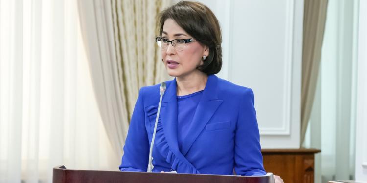 Отандық фармацевтика өндірісінің көлемі 95 млрд теңгеге дейін артты — Денсаулық сақтау министрлігі