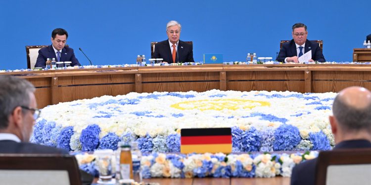 Президент Орталық Азия мемлекеттері басшылары мен Германия Федералдық канцлерінің кездесуіне қатысты