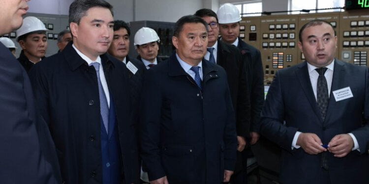 Олжас Бектенов Ақмола облысының жылу беру маусымына дайындық барысын тексерді