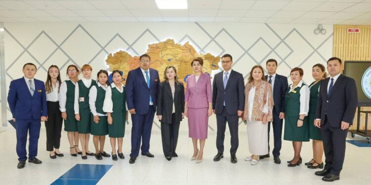 ҚР Мәдениет және ақпарат министрі Аида Балаева Астанадағы жаңа мектептің ашылуына қатысты