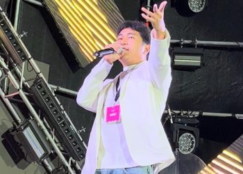 Таза қала: танымал әнші Jazzdauren астаналықтарға сахна төрінен үндеу жасады