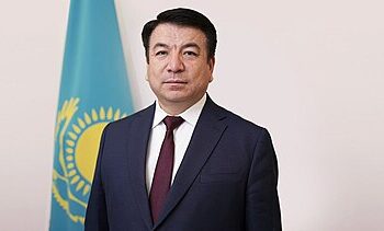 Ғани Бейсембаев: Бүгін 90 мыңға жуық оқушы су жаңа мектепте оқу жылын бастайды