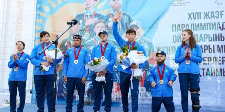 «Жеңісті Қазақстанға арнаймын»: Астанада Паралимпиада жүлдегерлерін қалай қарсы алды