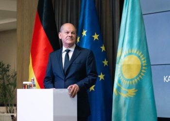 ОЛАФ ШОЛЬЦ MAQSUT NARIKBAYEV UNIVERSITY СТУДЕНТТЕРІМЕН КЕЗДЕСТІ 