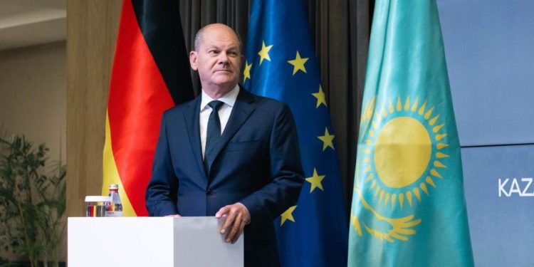 ОЛАФ ШОЛЬЦ MAQSUT NARIKBAYEV UNIVERSITY СТУДЕНТТЕРІМЕН КЕЗДЕСТІ 