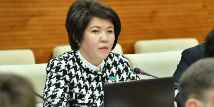 Барлық ата-ана мен педагогикалық қауымдастық мені толықтай қолдайды деп білемін