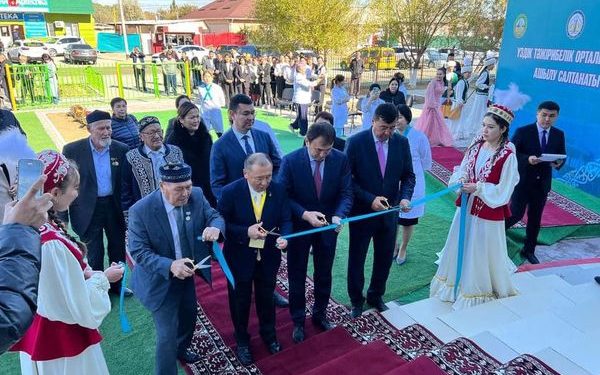 АЛҒАШҚЫ ҮЗДІК ТӘЖІРИБЕЛІК ОРТАЛЫҚ АШЫЛДЫ