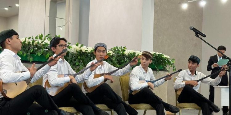 «Астана – күй қанатында» домбырашы-күйшілердің IІ қалалық байқауы өтті