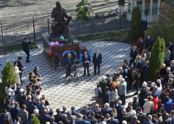 Талдықорған қаласында Қазақстанның Халық суретшісі Әбілхан Қастеевтің ескерткіші орнатылды