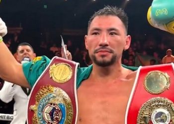 Жәнібек қарсыласын нокаутпен жеңді