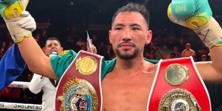 Жәнібек қарсыласын нокаутпен жеңді