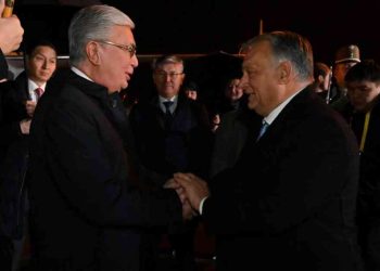 Президент Мажарстанға мемлекеттік сапармен барды