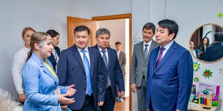 «Біртұтас тәрбие» бағдарламасы негізгі рөл атқарады