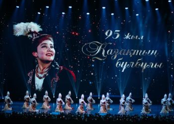 Бибігүл Төлегенова 95 жасын «Астана Опера» сахнасында атап өтті