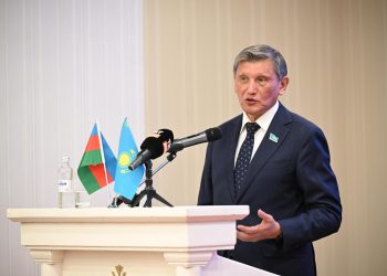 Сенаторлар Әзербайжан Елшілігінде кітаптың тұсаукесеріне қатысты