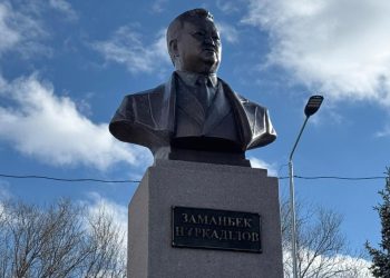 Бұл ескерткіш – халқымыздың қайраткерге деген шынайы құрметінің белгісі