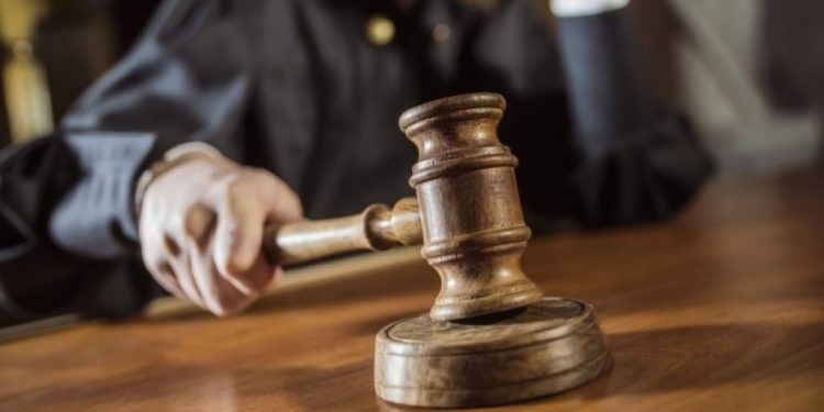 Қарағандыда куәгерді азаптаған полиция қызметкерлері сотталды