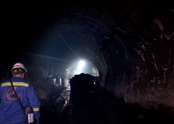 Мемлекет басшысы Хромтаудағы «Болашақ» шахтасының жұмысымен танысты