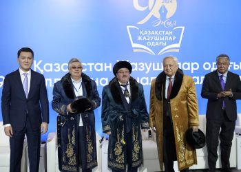 Жазушылар одағы – ұлттық интеллигенцияның басын қосып отырған қара шаңырақ