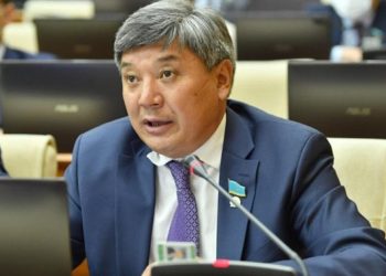 Қатаң сүзгінің жоқтығынан қазақтың көркем де шұрайлы тілі күйреп жатыр