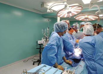 Жүректі трансплантациялау-күрделі операциялардың бірі