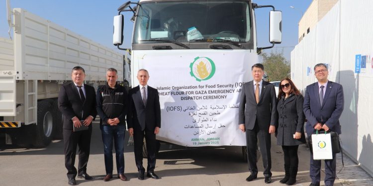 Қазақстан гуманитарлық миссияны қолдайды: АҚИҰ Газаға алғашқы көмек легін жіберді