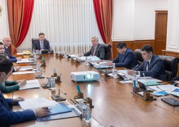 Олжас Бектенов тұрғын үй құрылысын одан әрі дамыту және баспана қолжетімділігін арттыру мәселелері бойынша кеңес өткізді