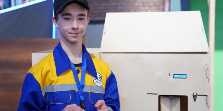 Біздің жобамыз заманауи технологиялардың баспананы қалай жайлы әрі қауіпсіз ететінін көрсетеді