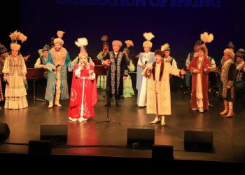 Жұртшылық таным мен тағылымға бай кеш сыйлағаны үшін сырбойылық өнерпаздарға алғыс білдірді