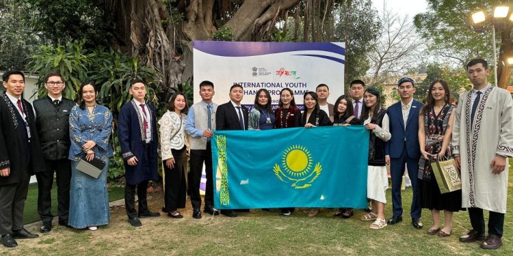 Қазақстандық жастар делегациясы тәжірибе алмасу мақсатында Үндістанға сапарлады