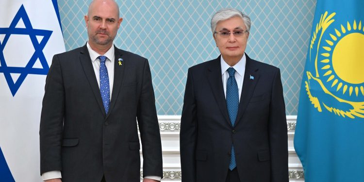 Президент Израиль Мемлекеті Кнессетінің Төрағасы Амир Охананы қабылдады