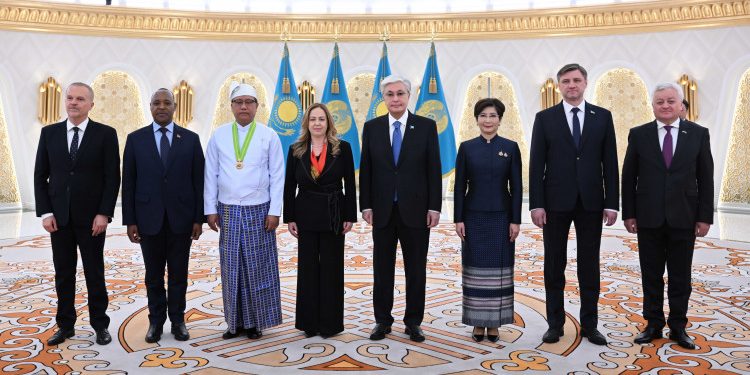 Қасым-Жомарт Тоқаев бірқатар мемлекеттің елшісінен сенім грамоталарын қабылдады