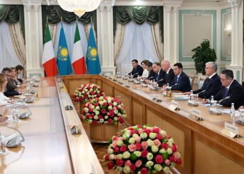 Біздің байланыстарымыздың деңгейі жоғары