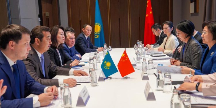 МСХ РК и ГТУ КНР подписали Протокол о ветеринарно-санитарных требованиях к экспорту мяса птицы