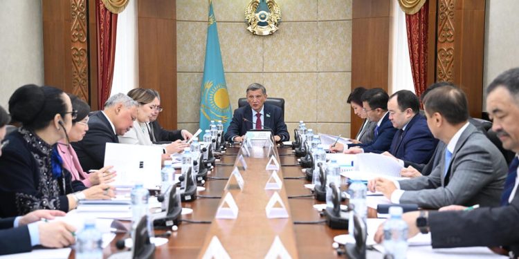 Бүгінгі отырыстың мақсаты – анықталған мәселелерді жан-жақты талқылап, олардың алдын алу жолдарын айқындау