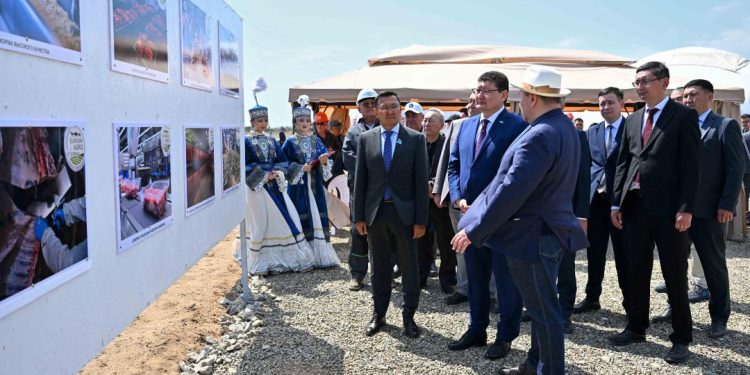 Бүгінгі рәсім – өндірістік дамуға басқан символдық мәні зор алғашқы қадам