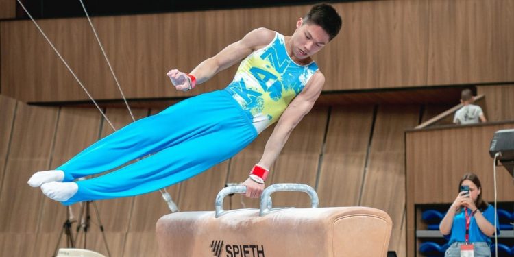 Қазақстан құрамасының екі өкілі финалға жолдама алды