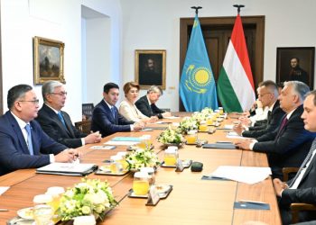 Мемлекет басшысы Мажарстан Премьер-министрімен келіссөз жүргізді