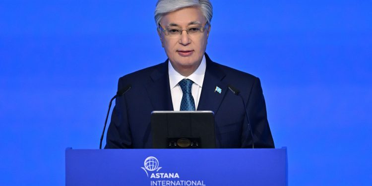 Президент Қасым-Жомарт Тоқаев Астана халықаралық форумының Пленарлық сессиясында сөз сөйледі