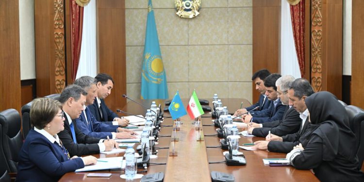 Біз парламентаралық өзара іс-қимылды іс жүзінде жалғастыруға ерекше мән береміз