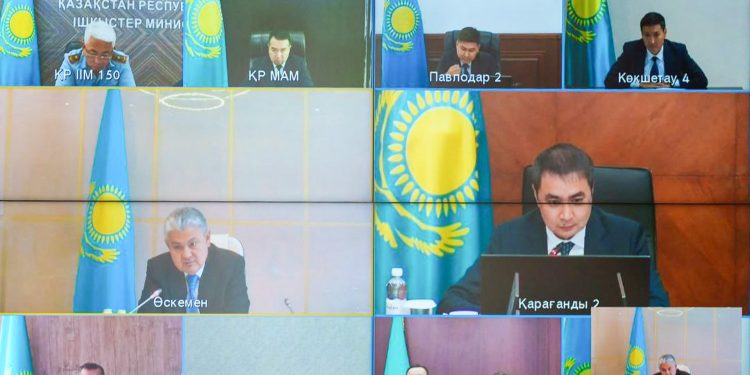 Жазғы туризм, балалардың қауіпсіздігі және медицина қызметкерлерінің құқықтары: Көшербаев ШҚО-да кеңес өткізді